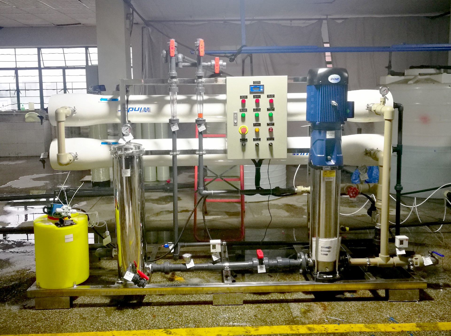 brackish water reverse osmosis 4000LPHBrackish water RO plantRO desalination plantMarine